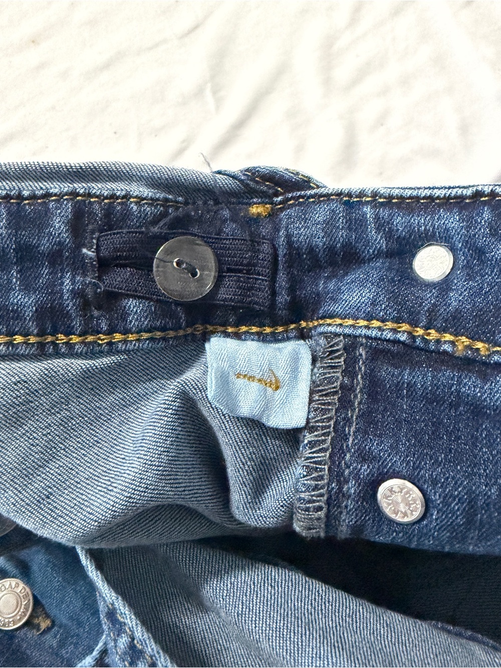 GAP Maternity Denim Medium Wash Overalls relaxed Fit size M - Picture 7 of 7